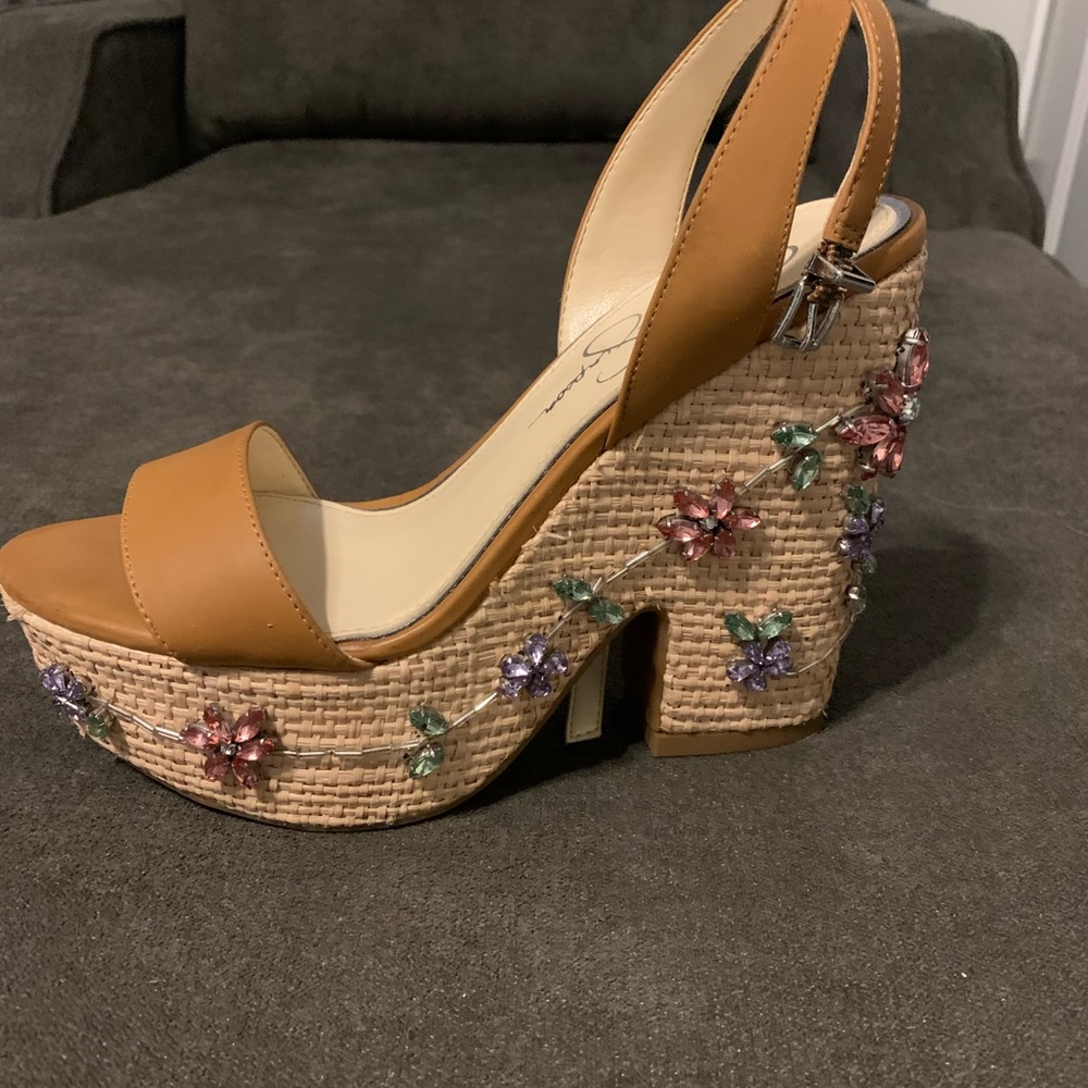 Jessica Simpson tan Wedge sandals